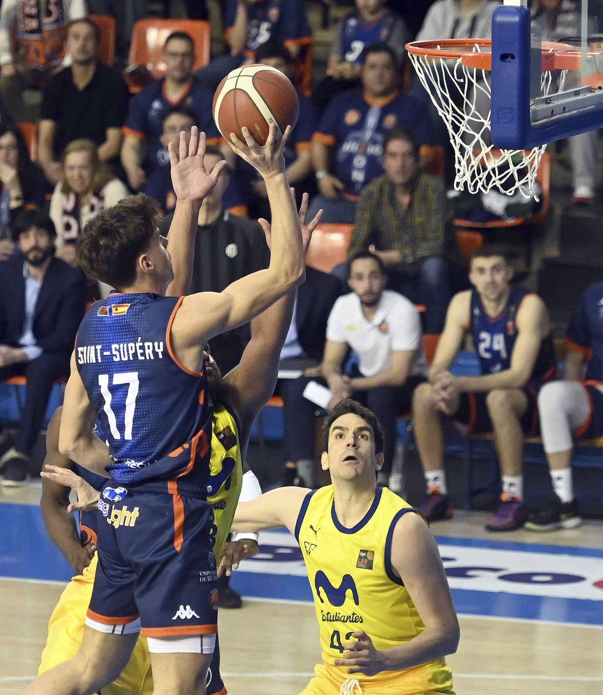 Imágenes de la victoria del Tizona frente al Estudiantes