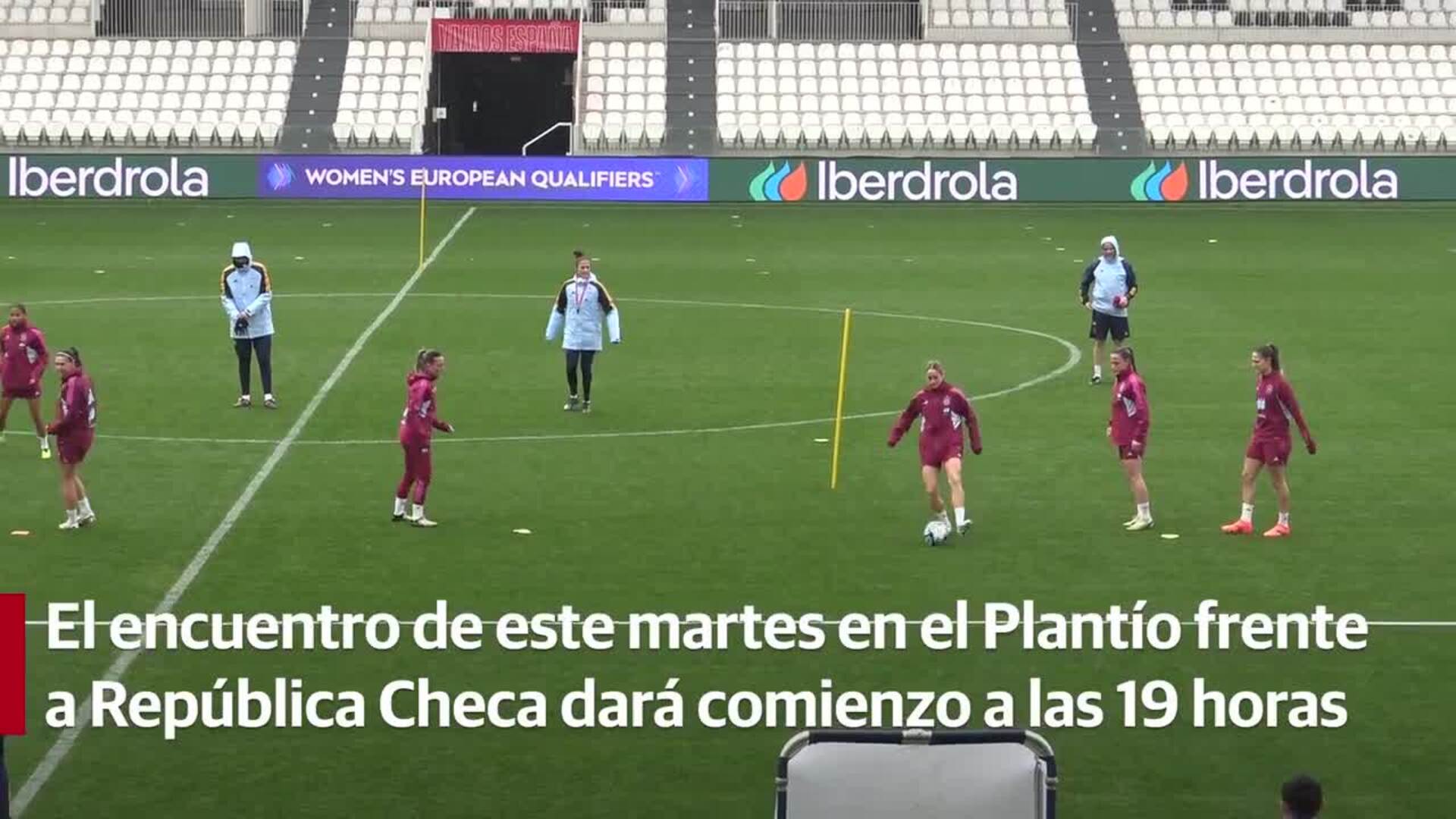 La Selección Española Femenina prepara el partido de este martes en Burgos