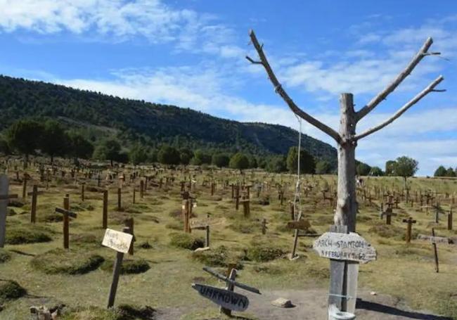 Cementerio de Sad Hill restaurado.