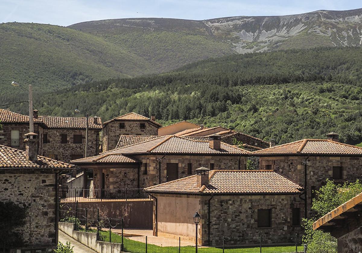 Pineda de la Sierra, pueblo burgalés enclavado en la Sierra de la Demanda.