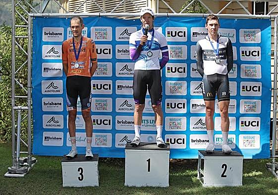 Aaron Gate, en lo más alto del podio del Campeonato de Oceanía.