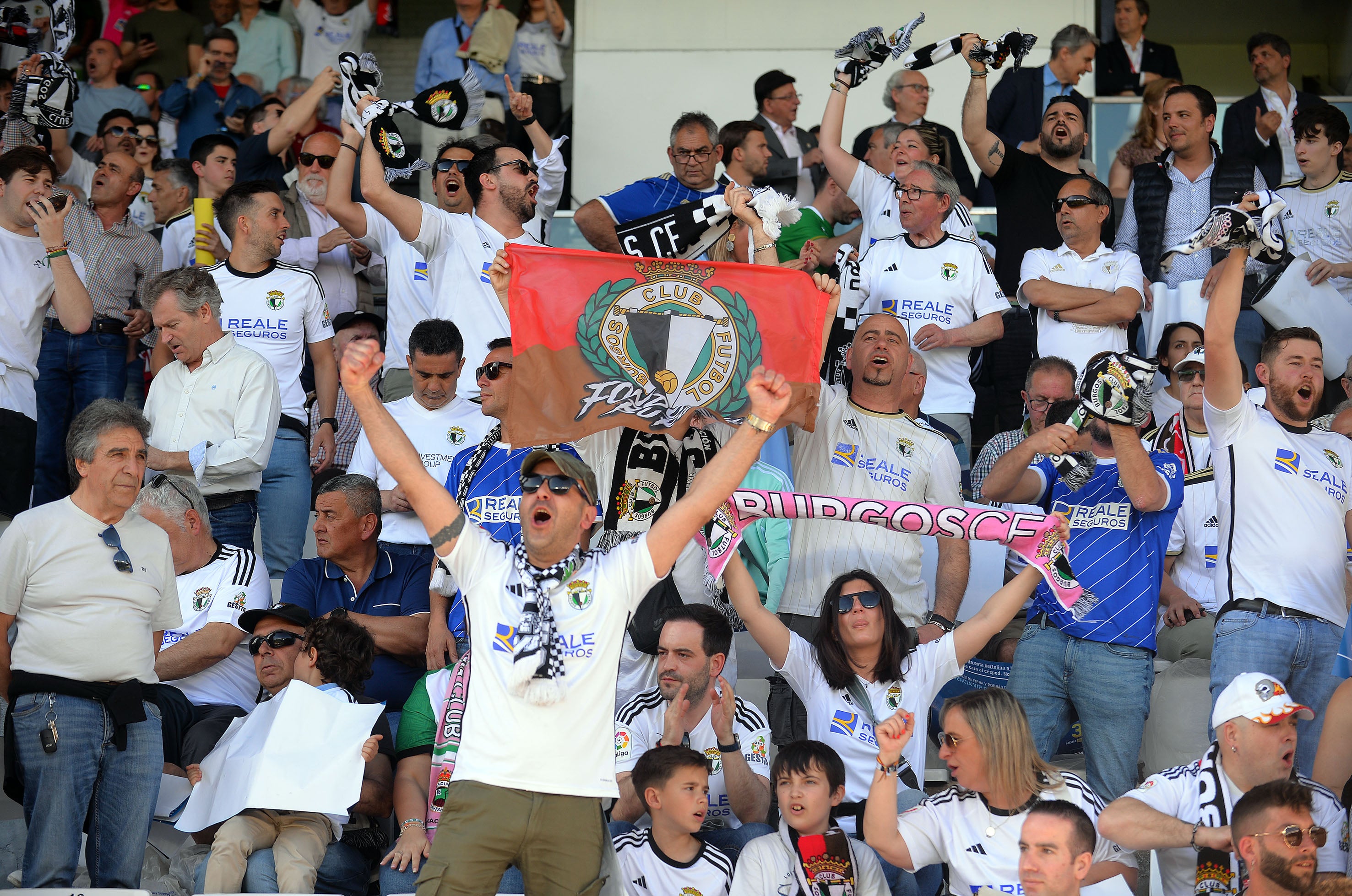 La victoria del Burgos CF, en imágenes