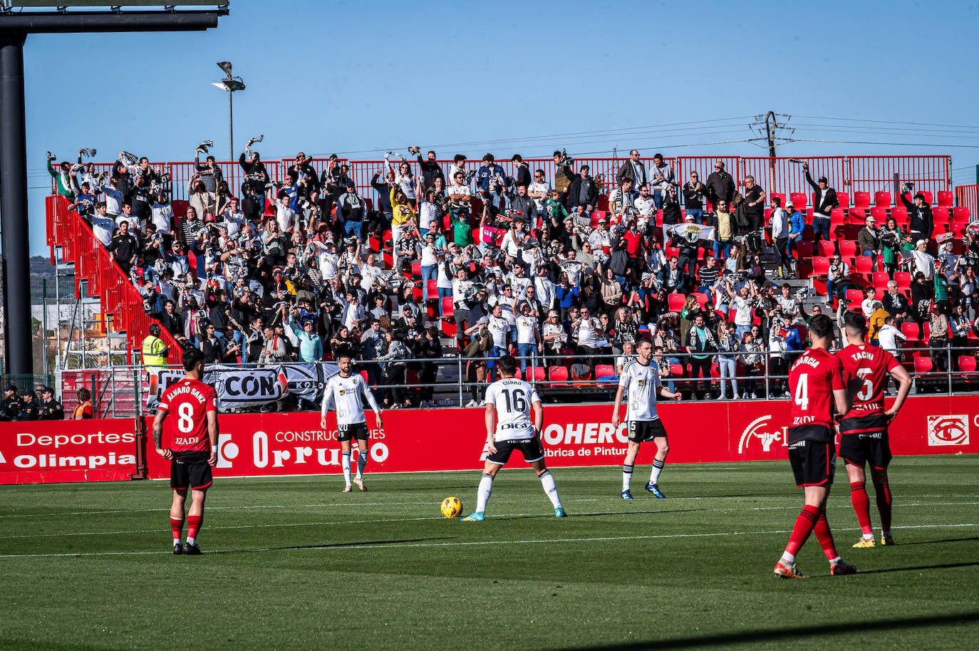 El Mirandés se lleva el derbi de Burgos