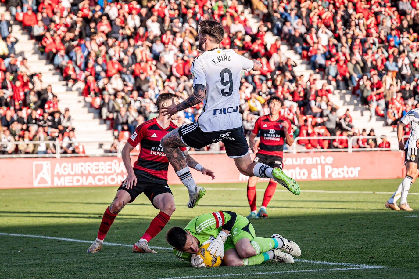 El Mirandés se lleva el derbi de Burgos