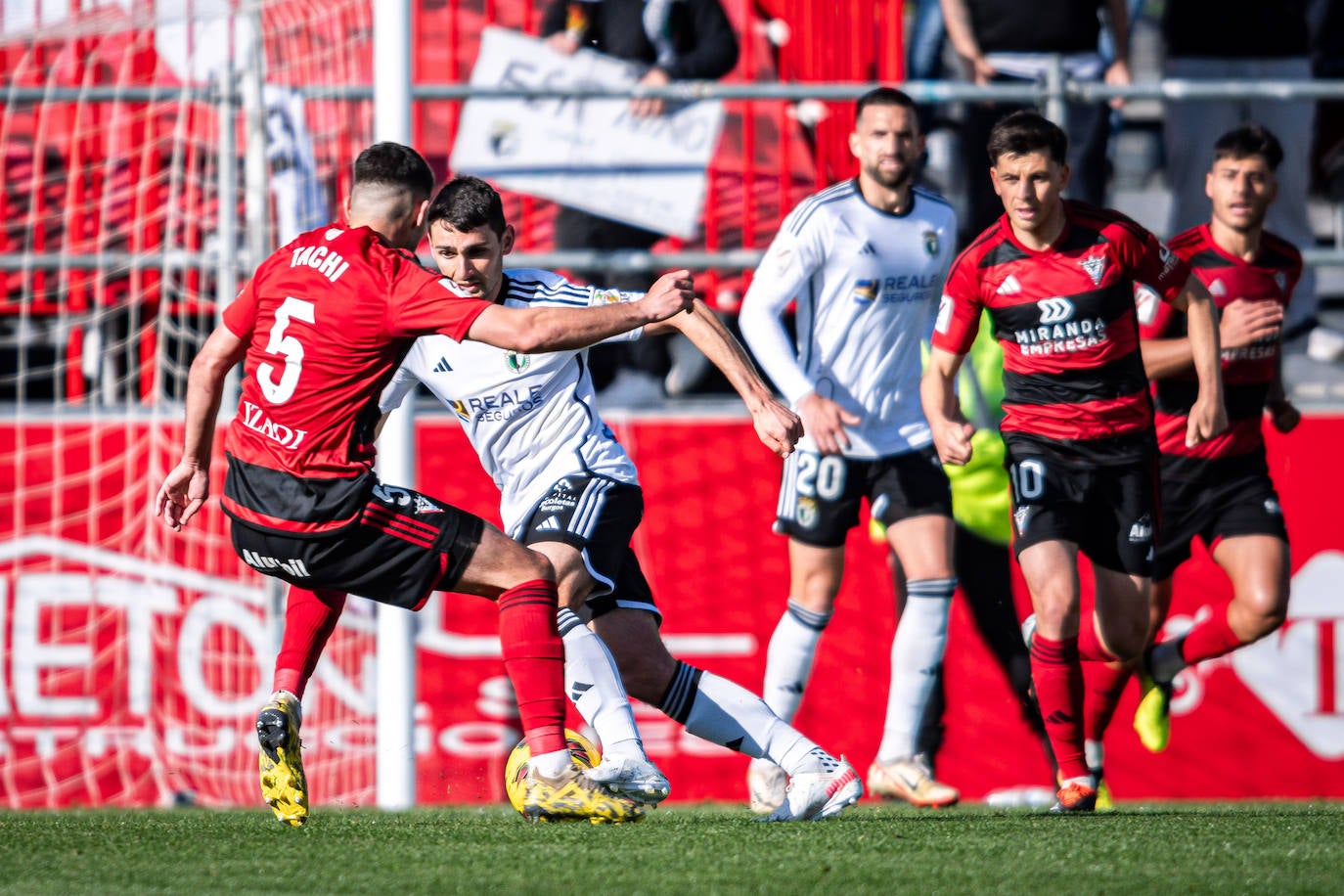 El Mirandés se lleva el derbi de Burgos