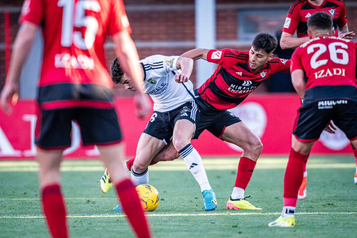 El Mirandés se lleva el derbi de Burgos