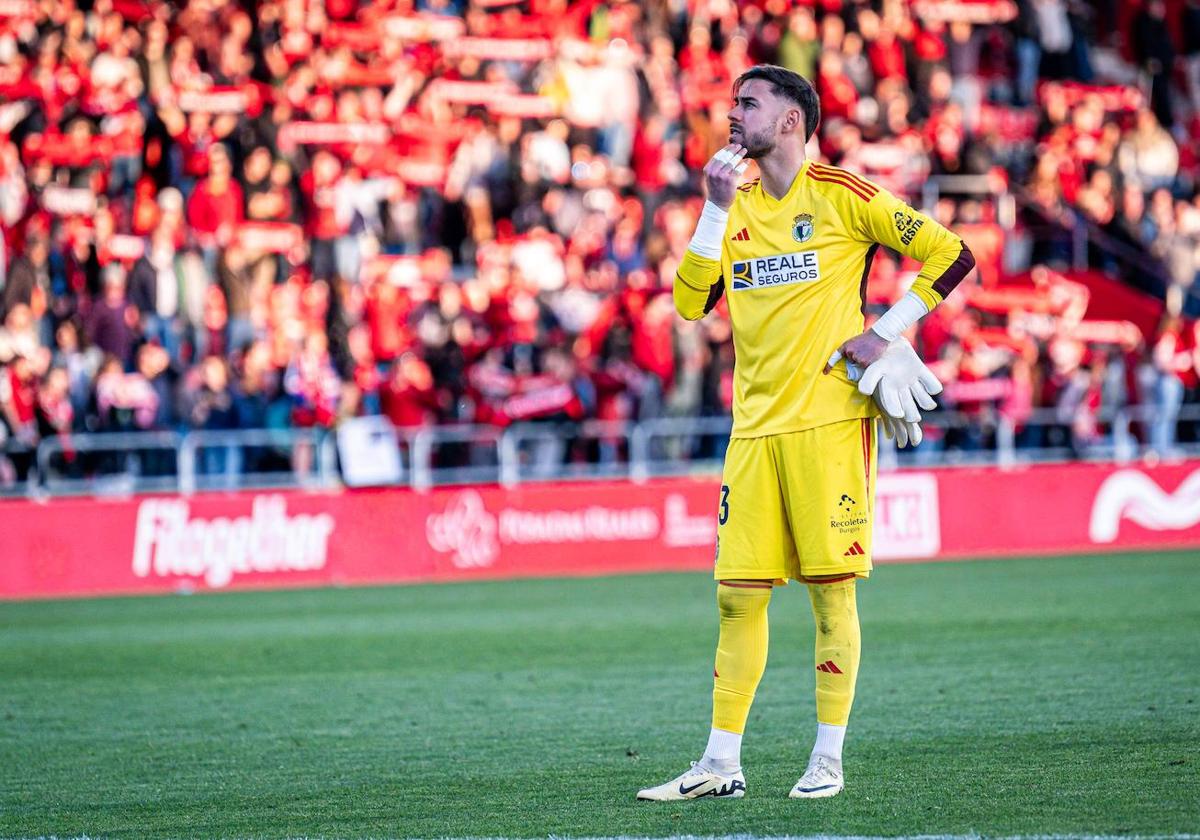 Caro pensativo al acabar el derbi.