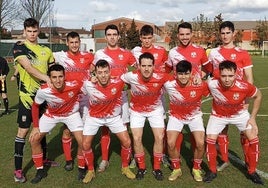 Once del CF Briviesca en el Arlanza frente al Racing Lermeño. X de Pechu.