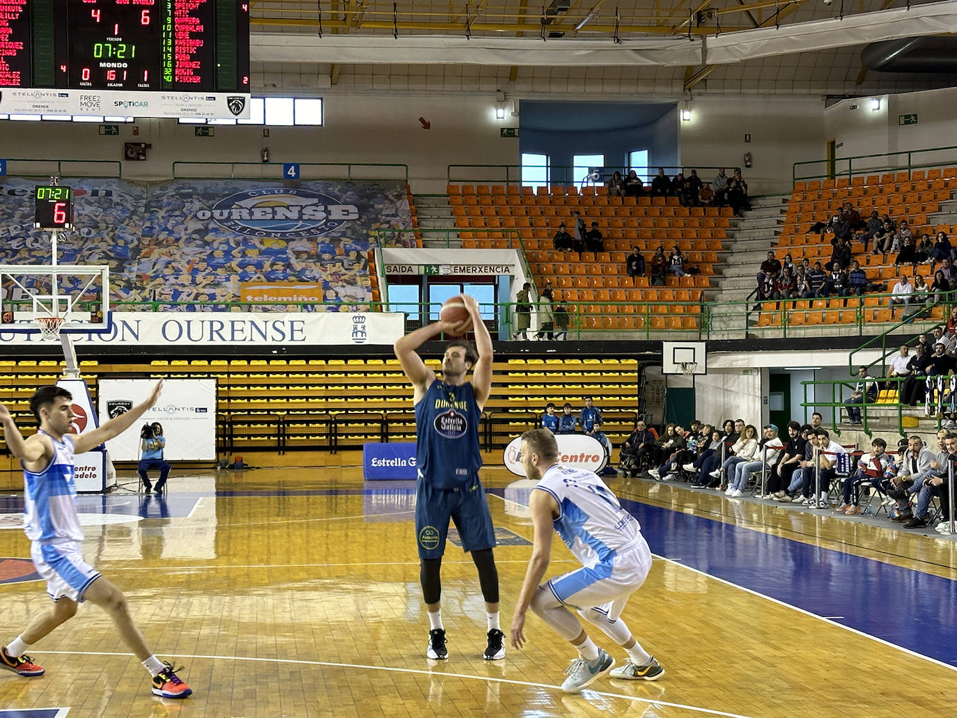 Las imágenes del Ourense Baloncesto contra el San Pablo