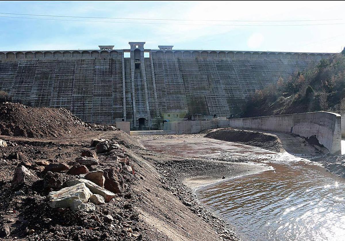 Presa de Castrovido.