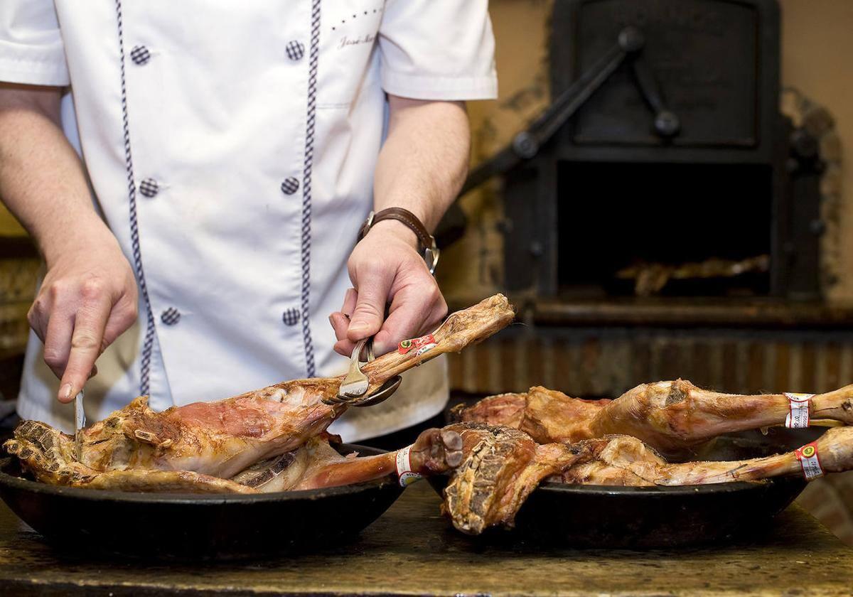 La gastronomía pone en valor al lechazo.