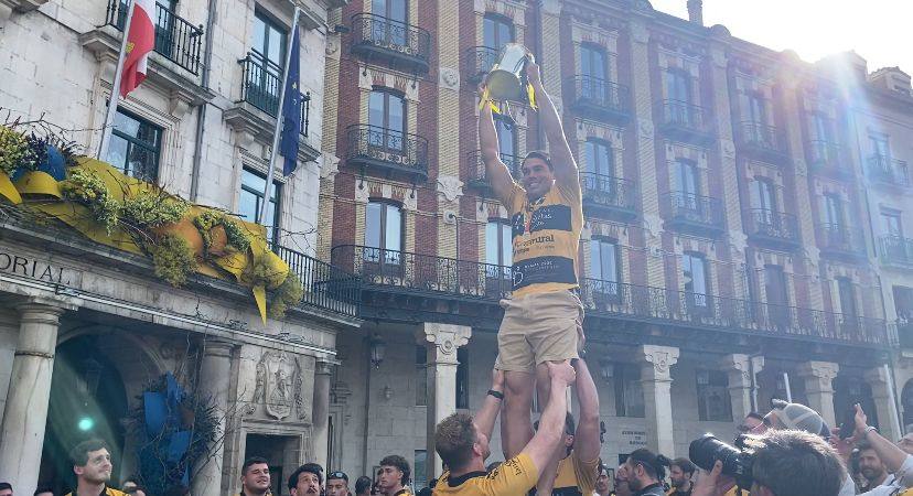 La celebración de la Copa del Rey del Aparejadores en Burgos, en imágenes