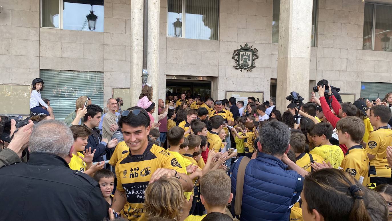 La celebración de la Copa del Rey del Aparejadores en Burgos, en imágenes