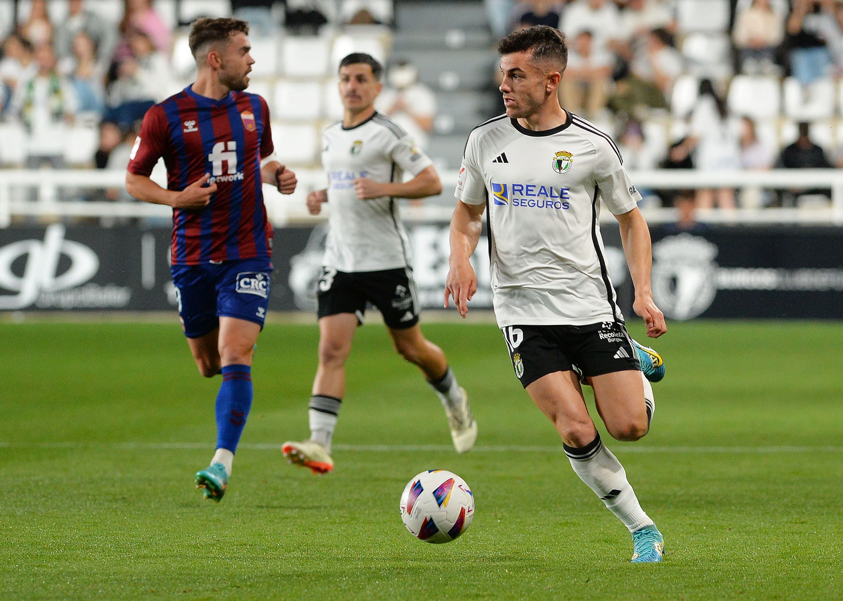 Las imágenes del partido Burgos CF- CD Eldense