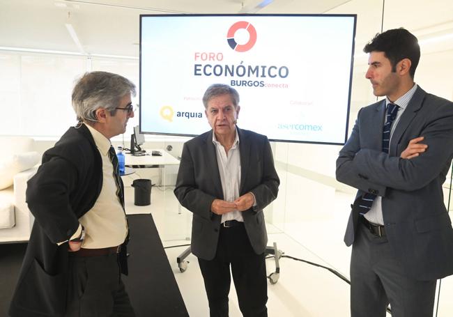 El Foro Económico se ha celebrado en el Espacio Arquia Banca y contaba también con la colaboración de Asercomex Logistics.