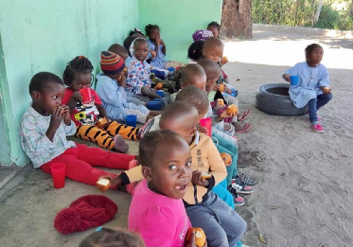 Niños de la escuela infantil de Taninga.