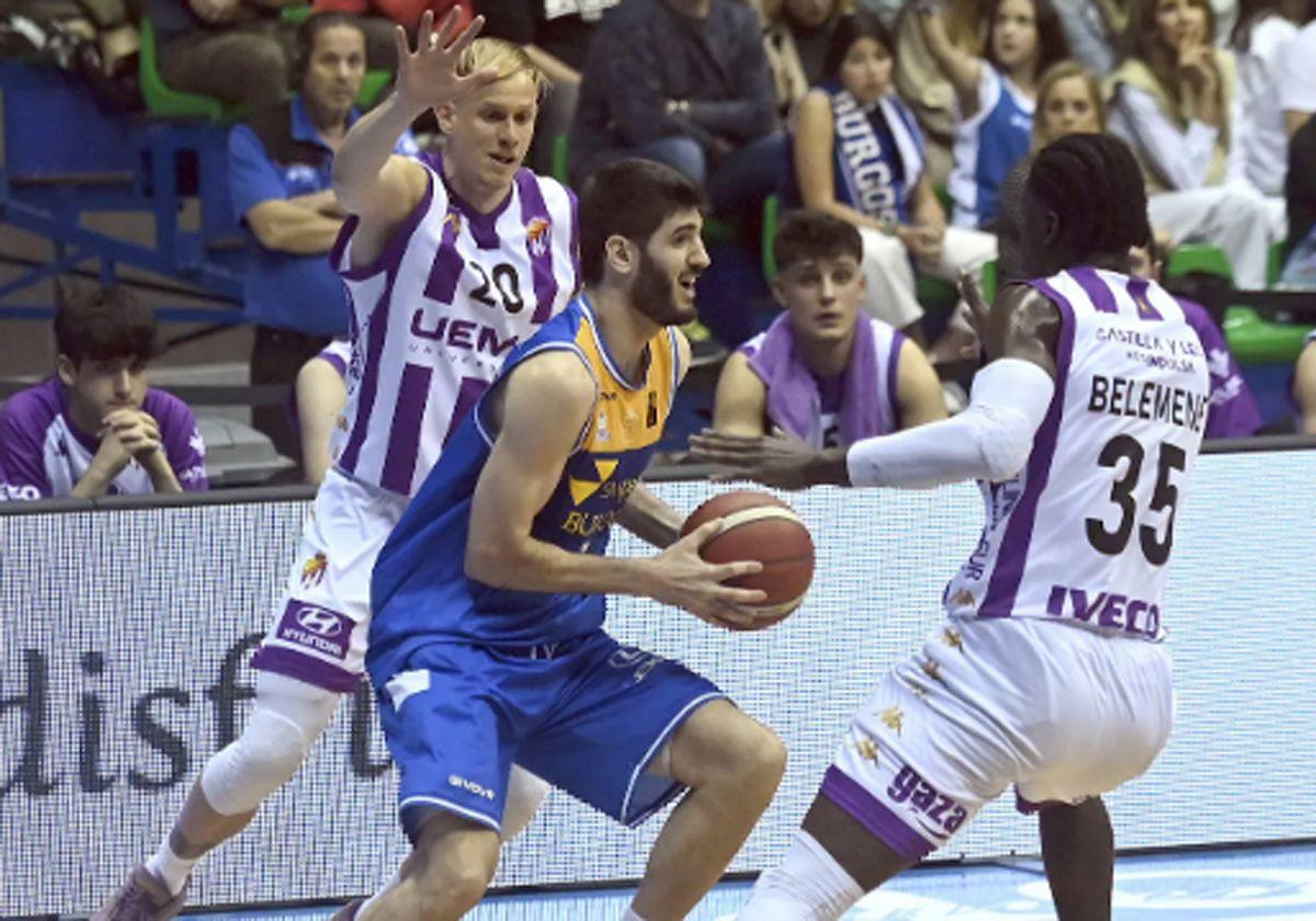 Imagen del último partido entre el Longevida San Pablo Burgos y el Real Valladolid Baloncesto.