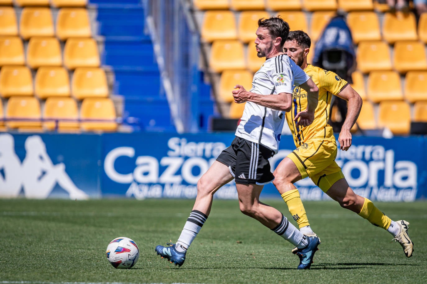 El Burgos CF despide la temporada con empate