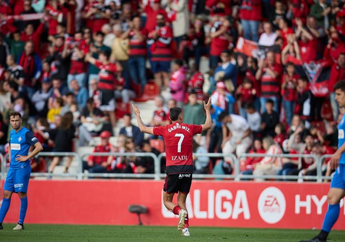 Gabri celebra el gol de la victoria en Anduva.