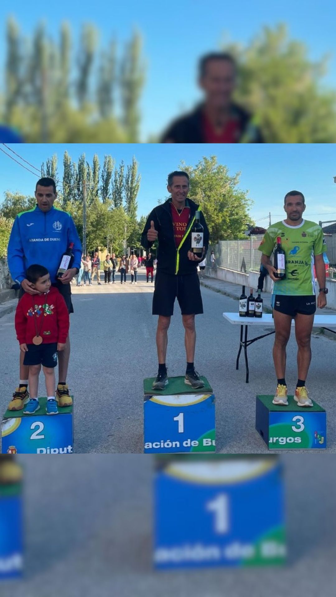 Ganadoras de la clasificación veterano masculina de la III 'Carrera entre bodegas