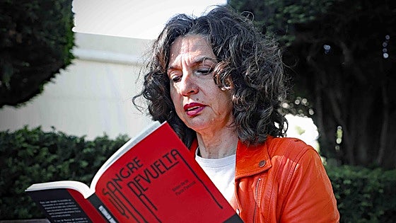 Una pluma burgalesa firma en la Feria del Libro de Madrid con su intriga y misterio