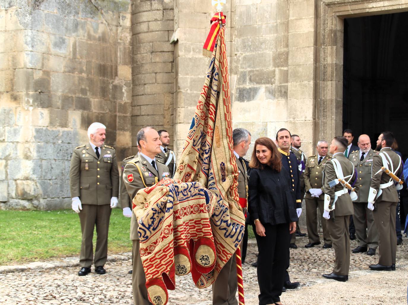 Así ha sido la procesión del Curpillos en el barrio de Las Huelgas