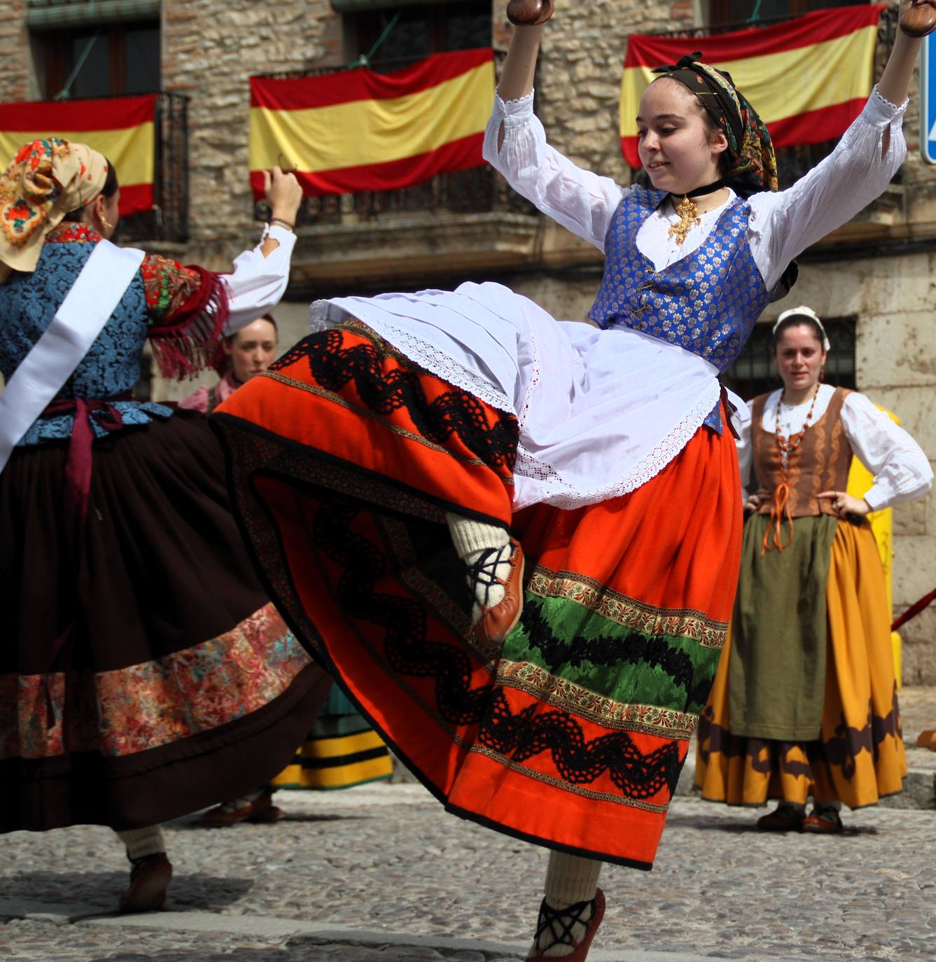 Así ha sido la procesión del Curpillos en el barrio de Las Huelgas