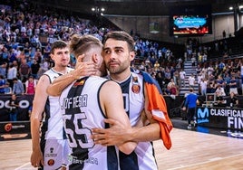 Jugadores del Tizona tras el encuentro