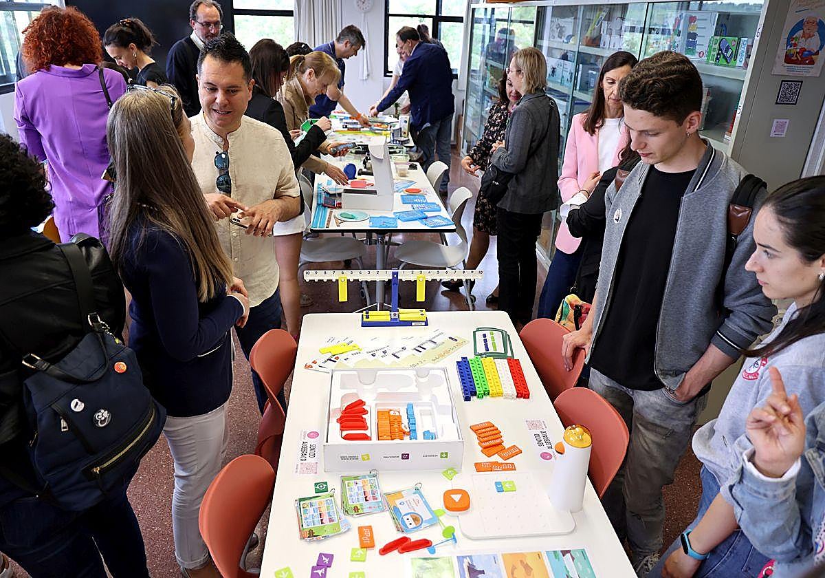 Inauguración del Laboratorio de Matemáticas de la Facultad de Educación.