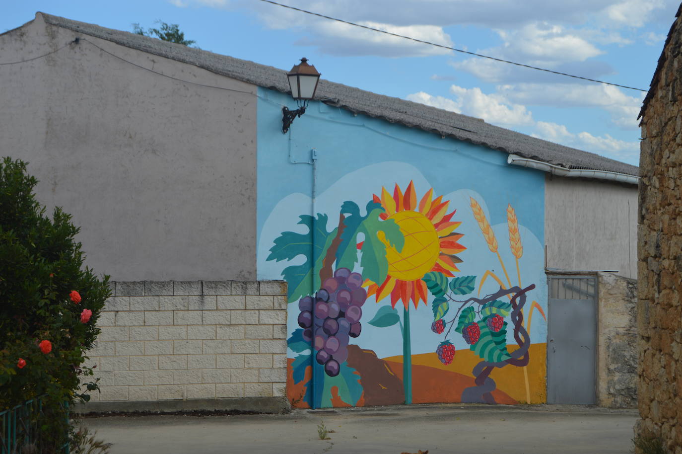 Así es la ruta de los murales de Tubilla del Lago