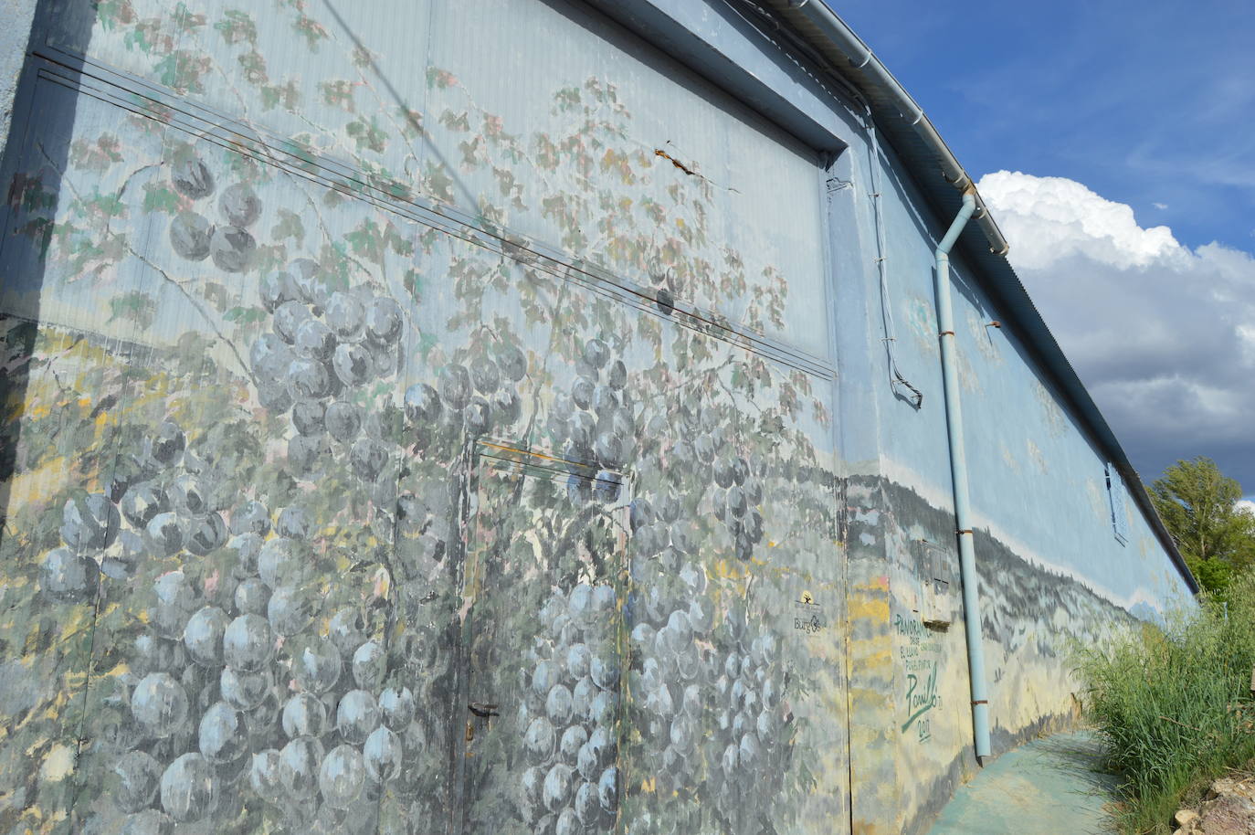 Así es la ruta de los murales de Tubilla del Lago