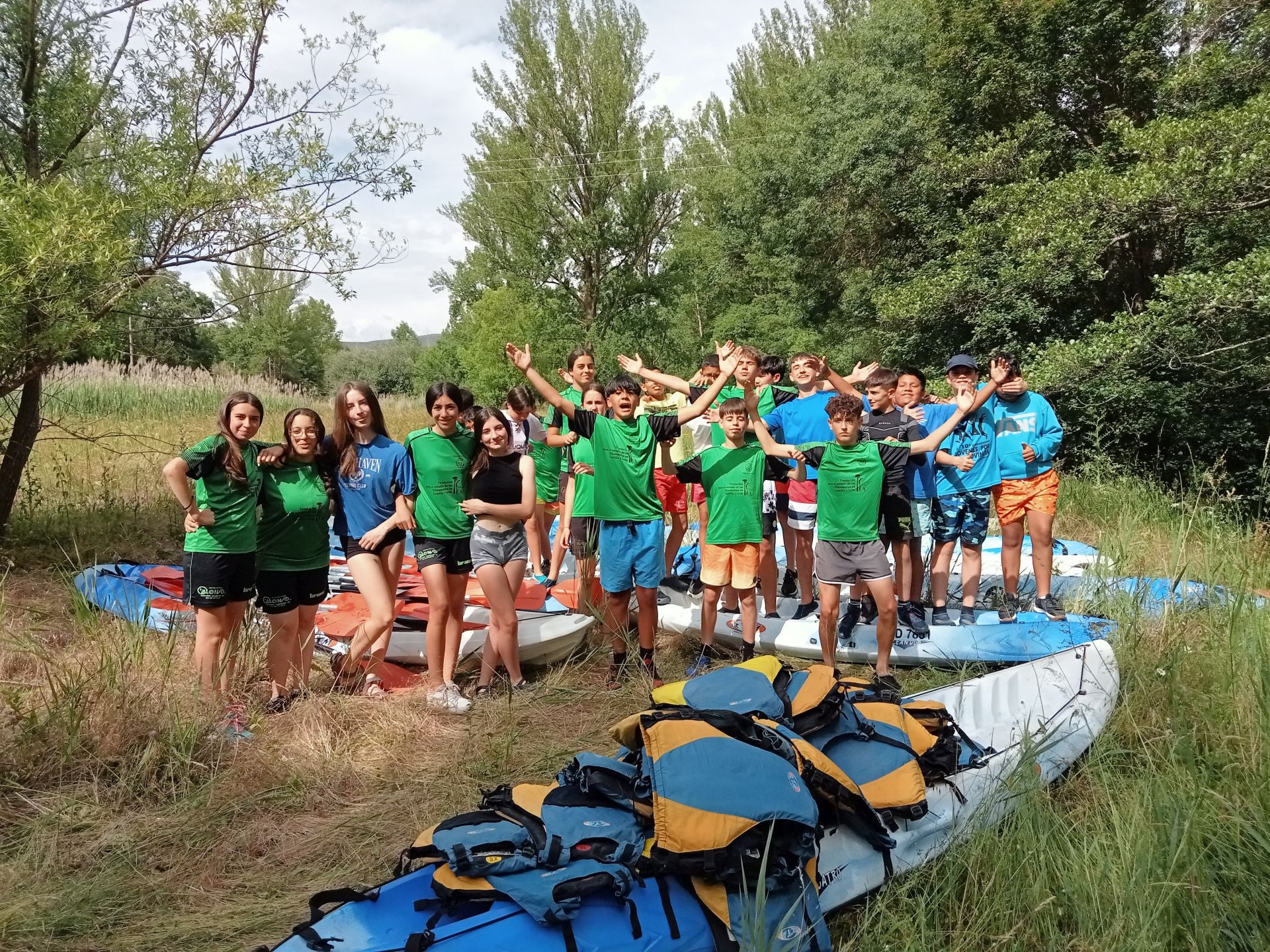 Imágenes de los diez años de la Escuela de Fútbol de Salas