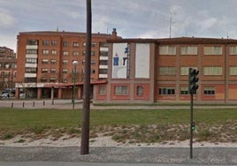 Edificio de la antigua Escuela de Relaciones Laborales de Burgos.