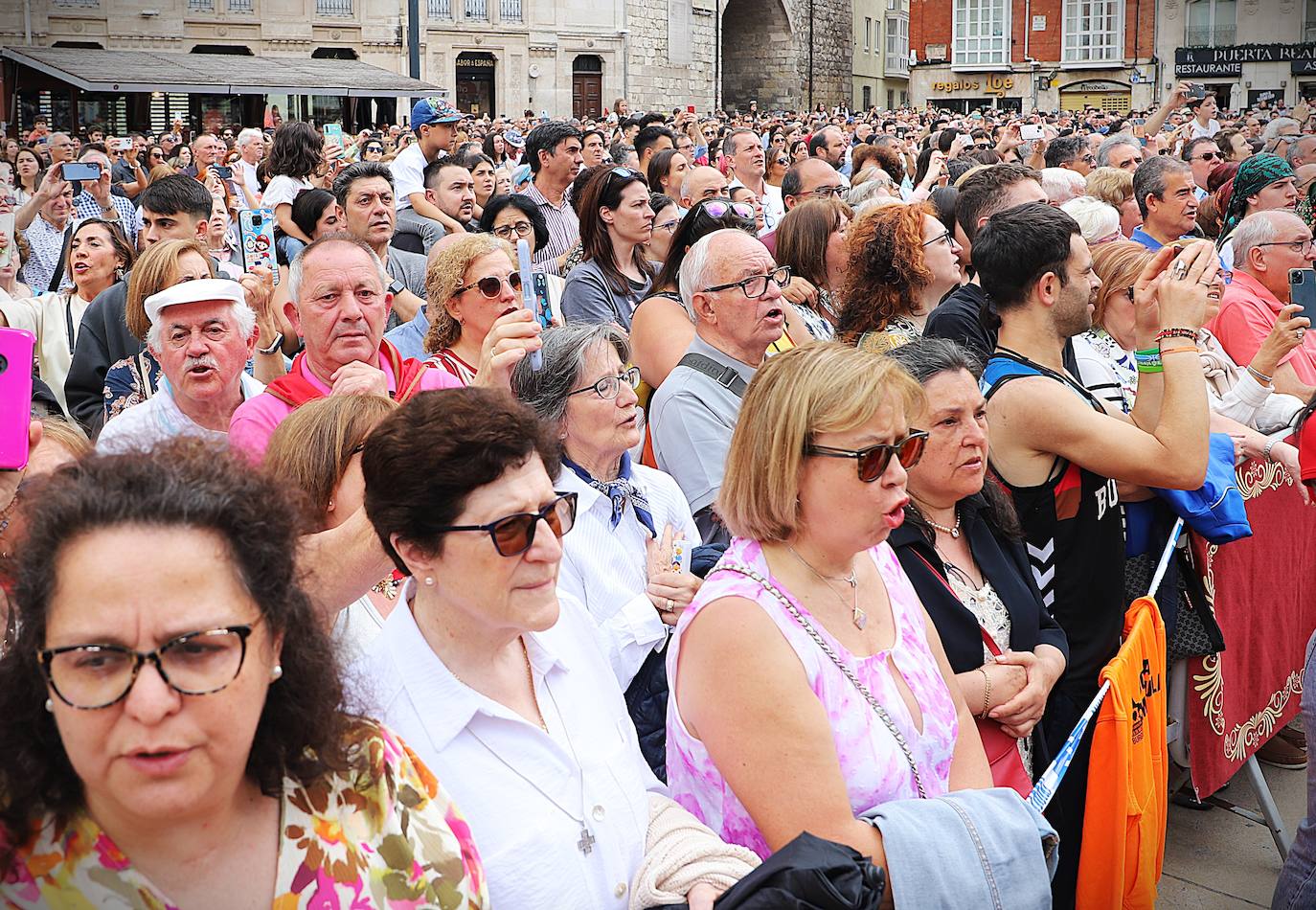 Así ha sido la interpretación del Himno a Burgos en los Sampedros