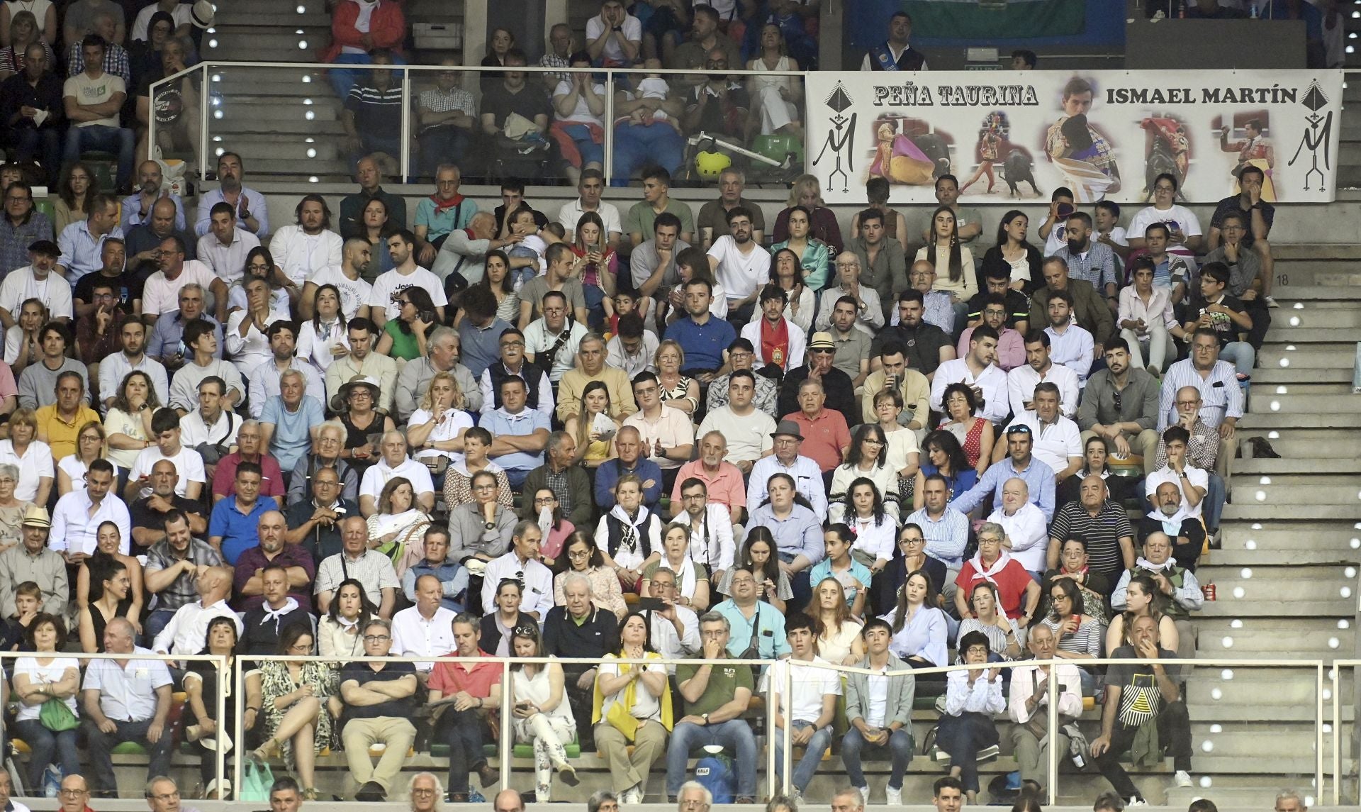 Algunas de las imágenes de la primera corrida de toros de los Sampedros