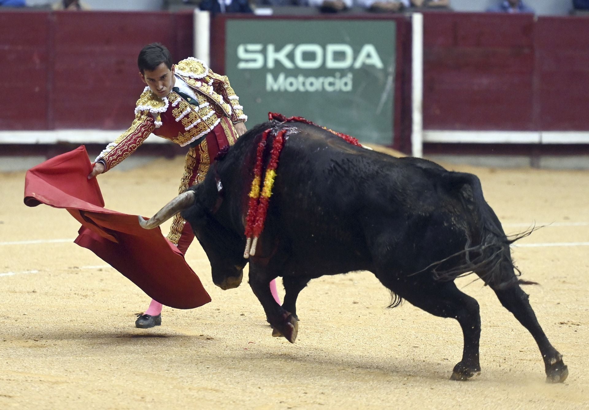 Algunas de las imágenes de la primera corrida de toros de los Sampedros