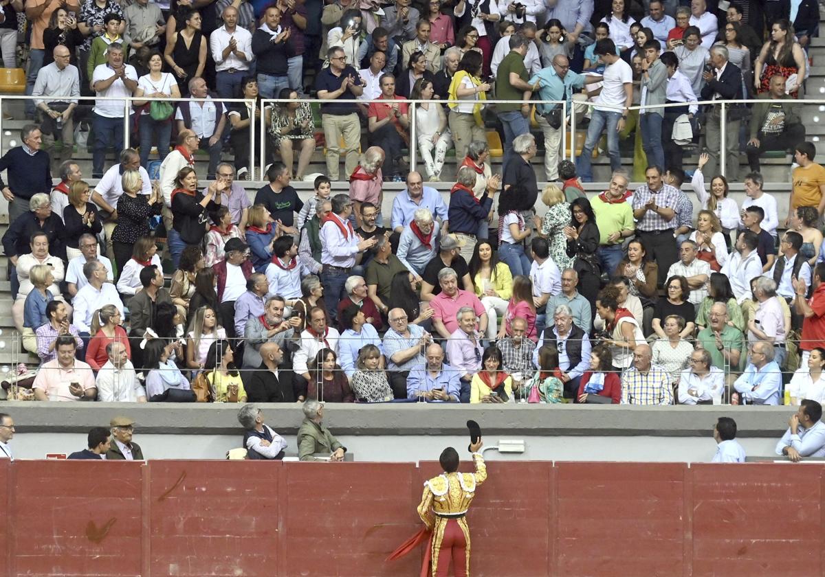 Algunas de las imágenes de la primera corrida de toros de los Sampedros