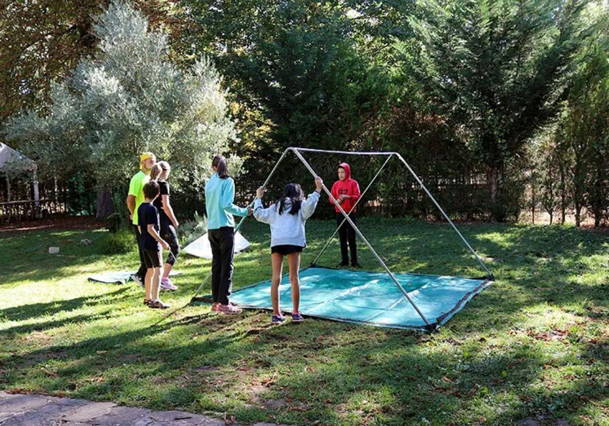 Actividad durante uno de los campamentos de verano en Burgos.