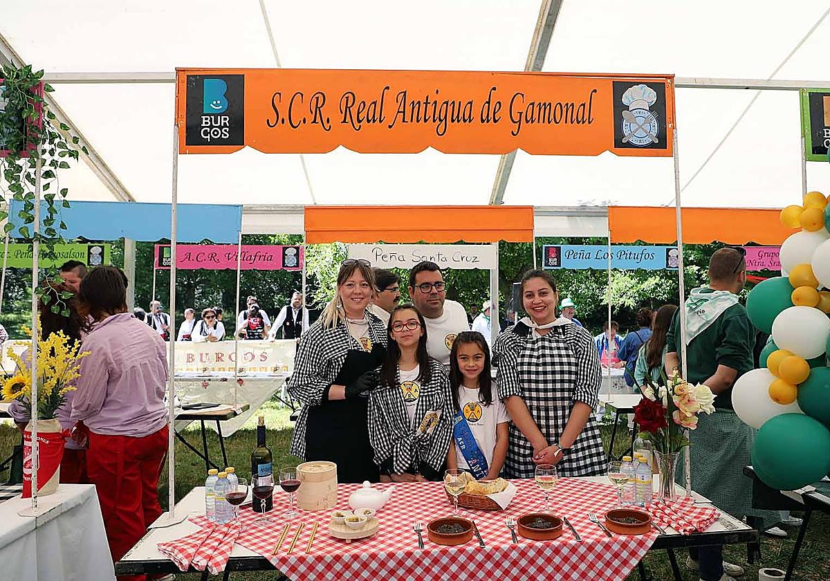 Las peñas de Burgos se despiden por todo lo alto hasta los Sampedros 2025