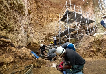 La campaña de excavaciones en Atapuerca mira hacia la Sima del Elefante