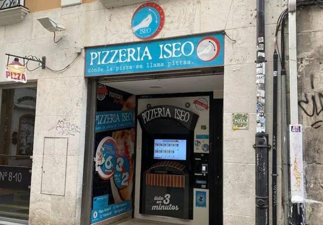 Máquina expendedora de pizzas en el centro de Burgos