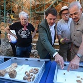 Mañueco reconoce el «modelo de éxito» de Atapuerca y su impacto para Castilla y León