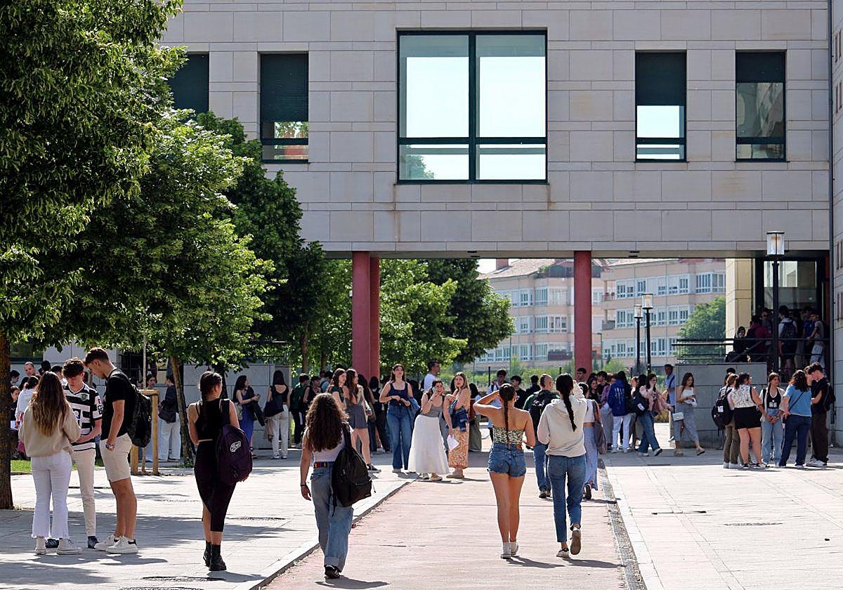 Estudiantes de la Universidad de Burgos.
