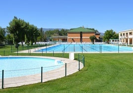 El Ayuntamiento de Medina proyecta una gran intervención en las piscinas del Club Náutico.