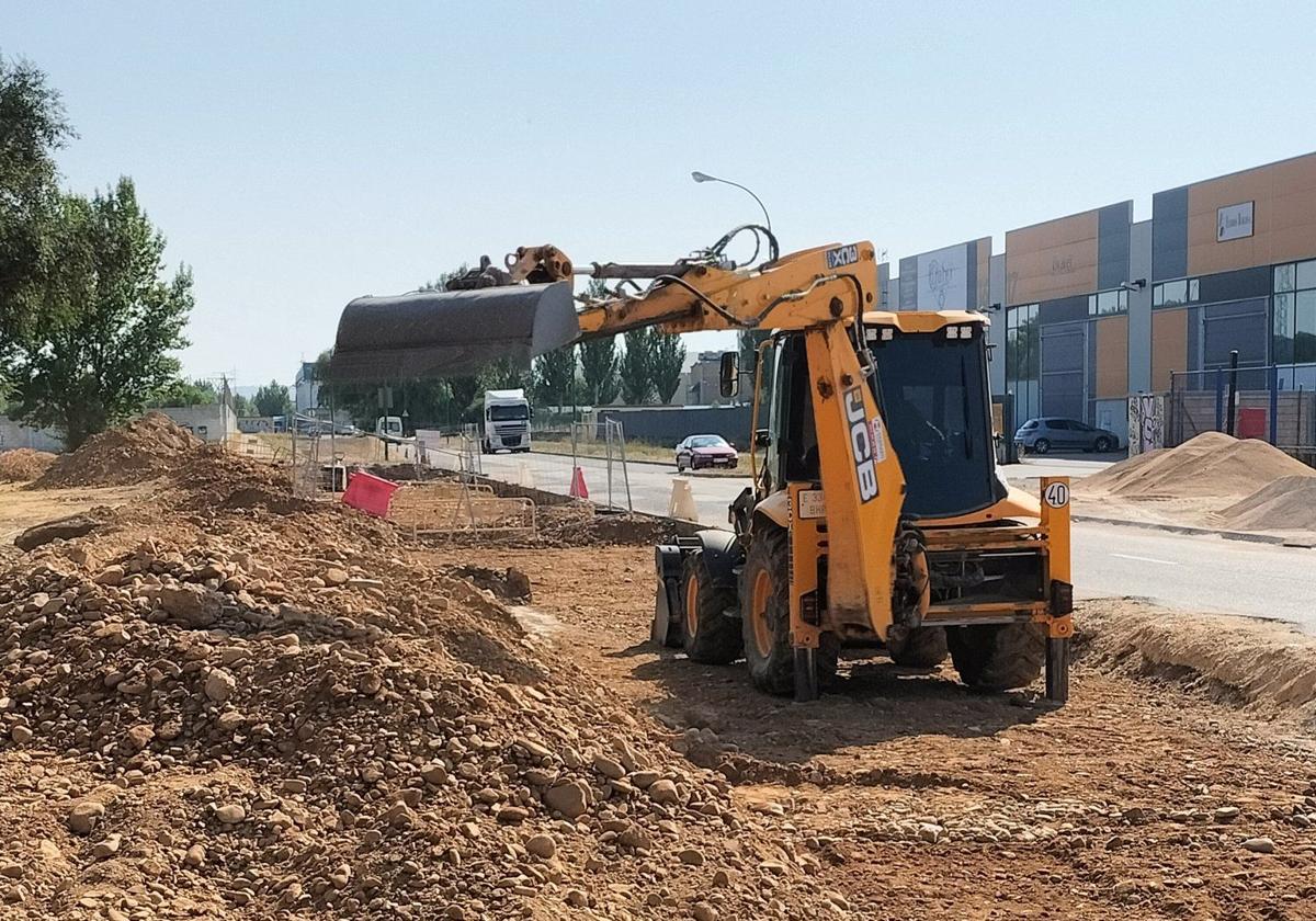 Las máquinas llevan ya varias semanas trabajando en el entorno.