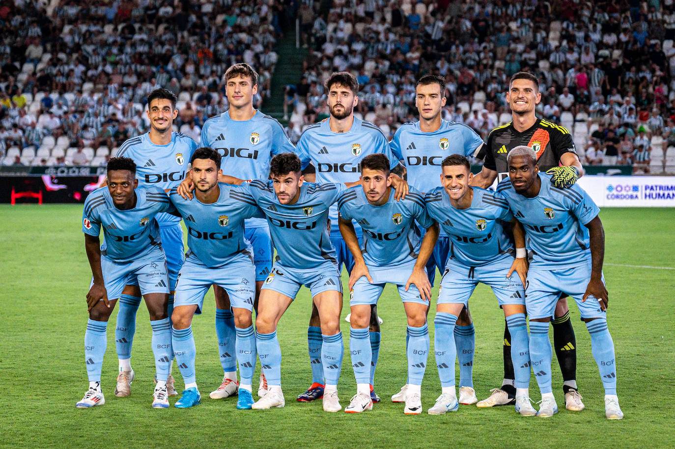 El partido entre el Córdoba CF y el Burgos CF, en imágenes