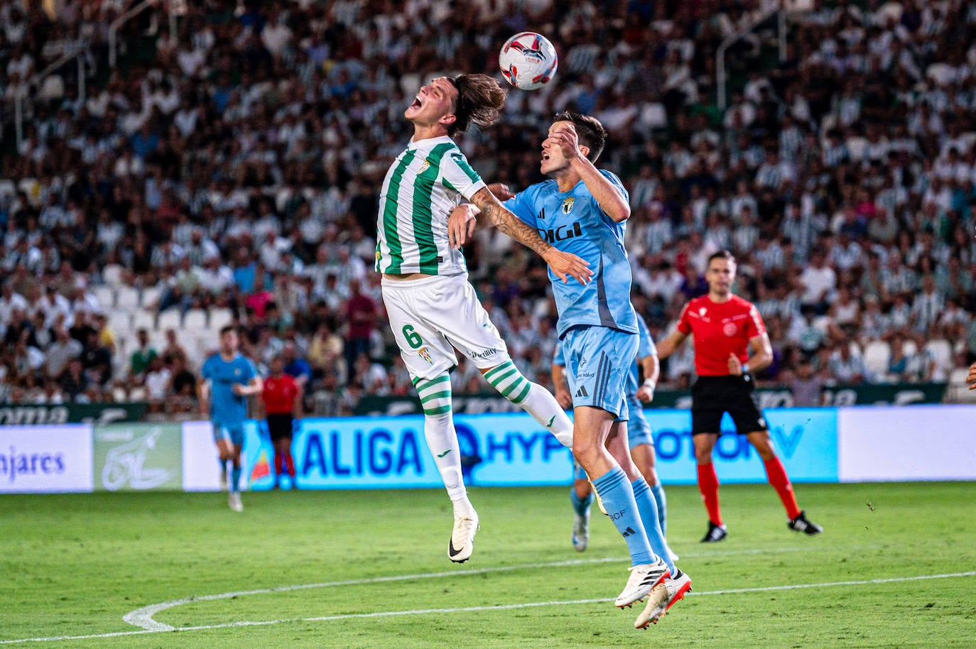 El partido entre el Córdoba CF y el Burgos CF, en imágenes