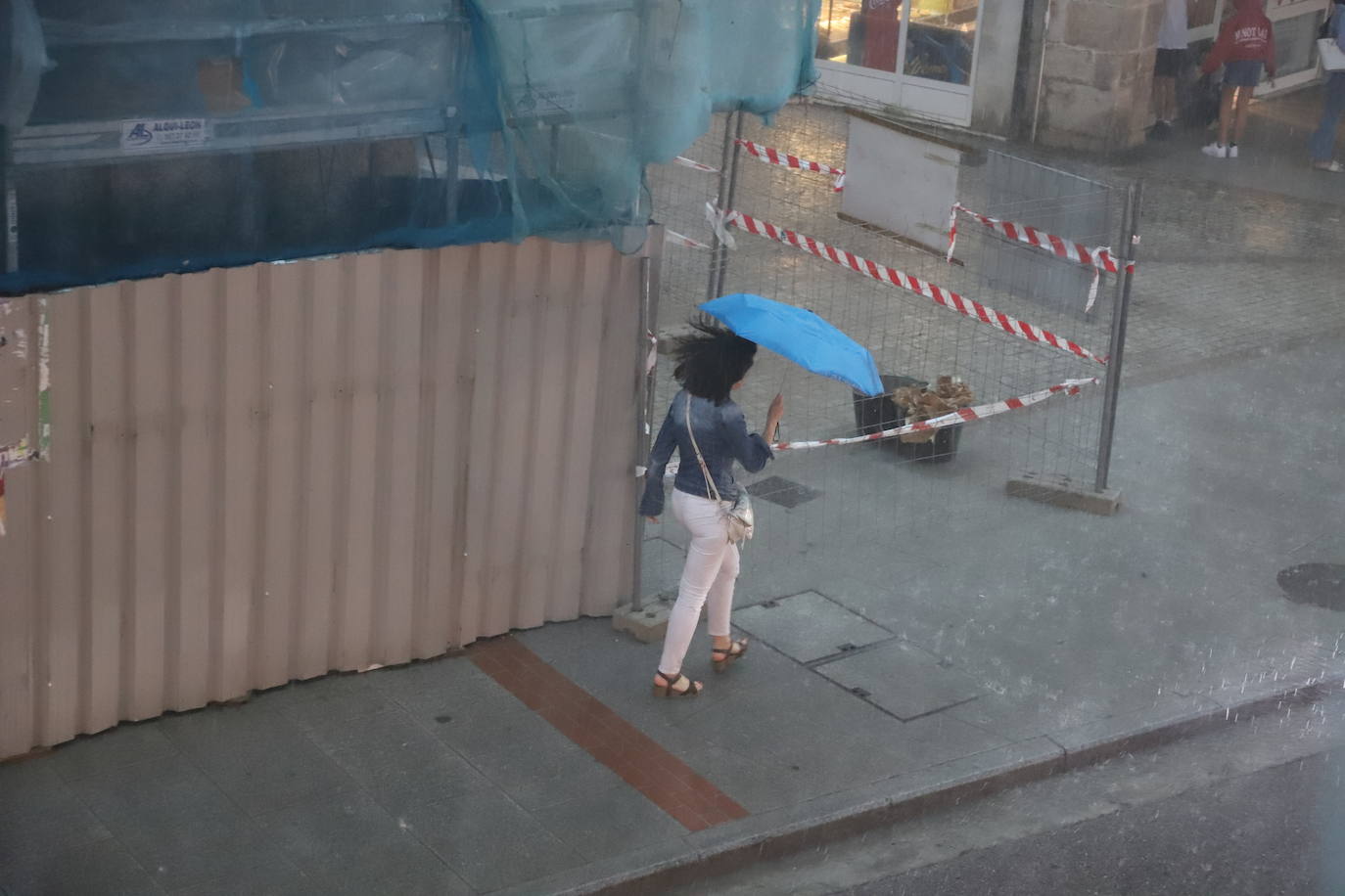 Foto de archivo de lluvia en Burgos.