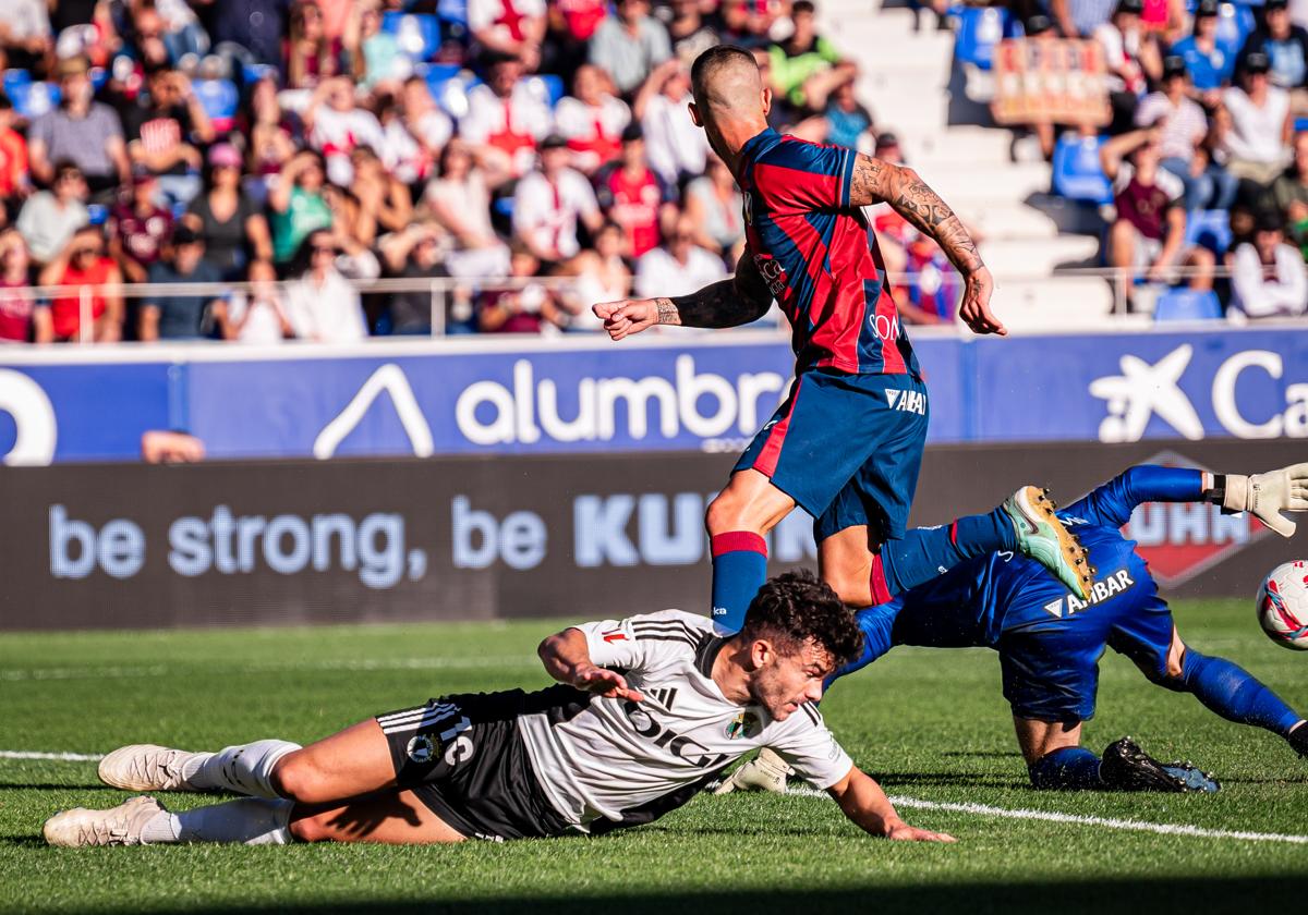 Así ha sido, en imágenes, la victoria del Burgos CF en Huesca