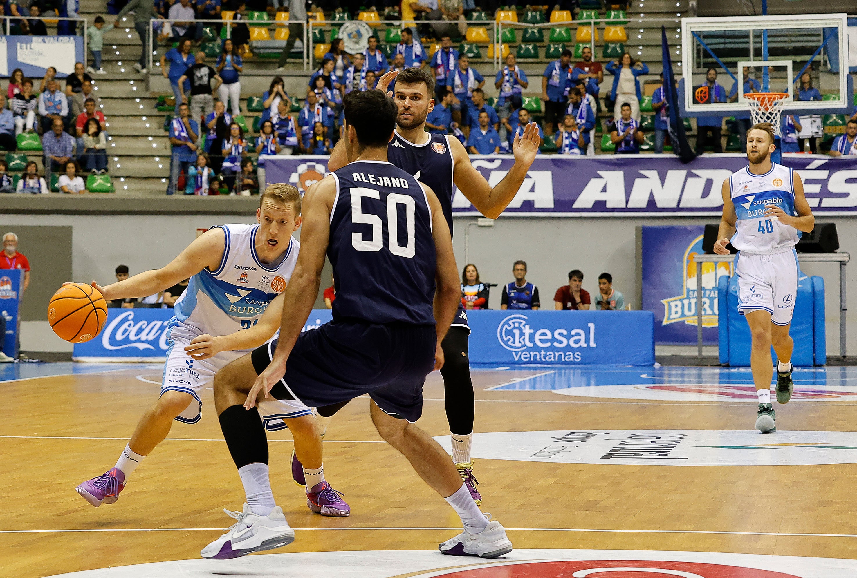 La victoria del San Pablo Burgos ante Tizona, en imágenes